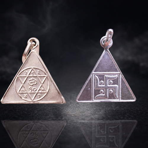 Silver Gaytri Pyra Pendant