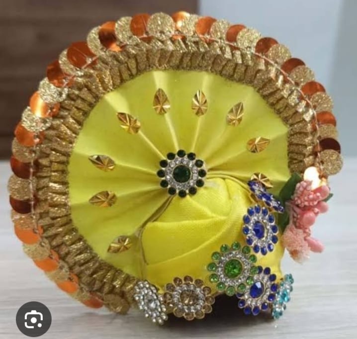 Laddu Gopal Mukut