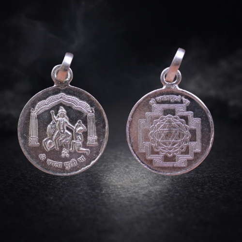 Silver Santan Gopal Pyra Pendant