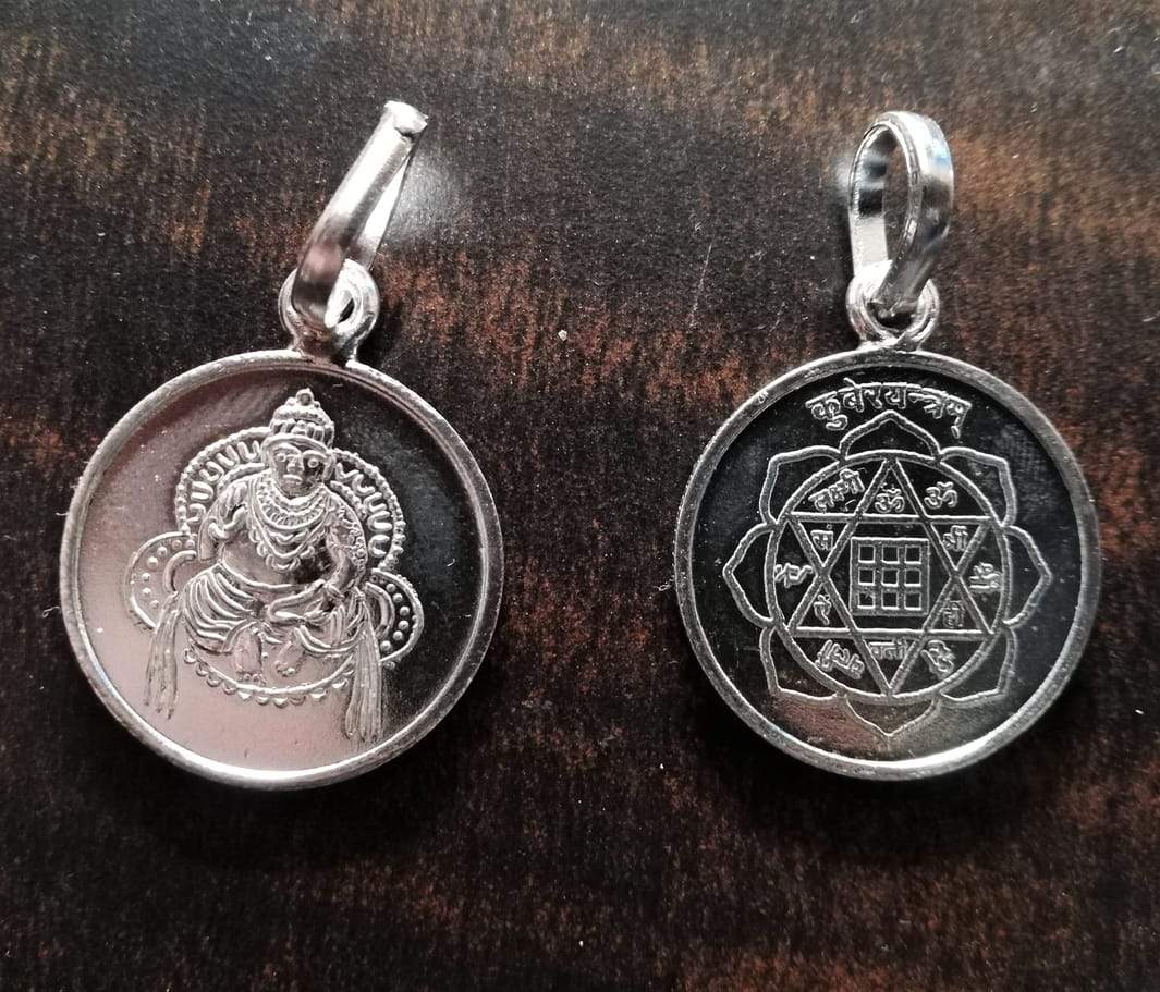 Silver Kuber Pyra Pendant